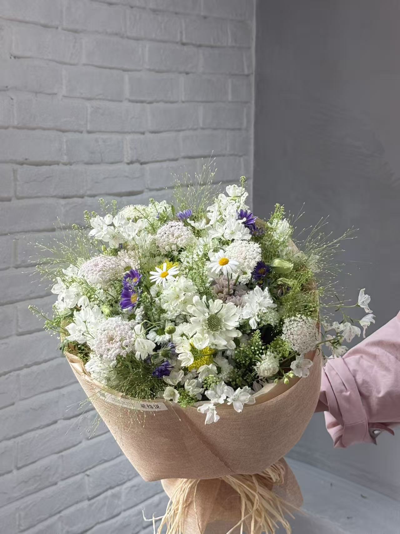 白紫自然系花束